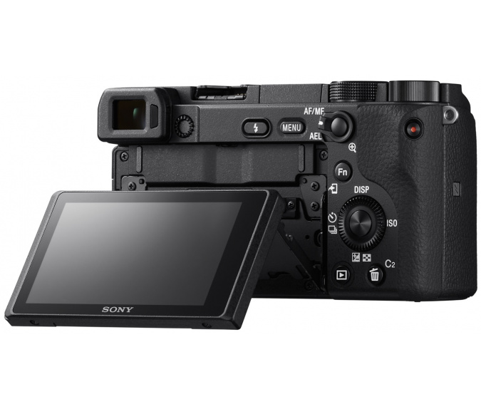 Aparat SONY α6400a + Obiektyw SEL18135 | ILCE-6400AM